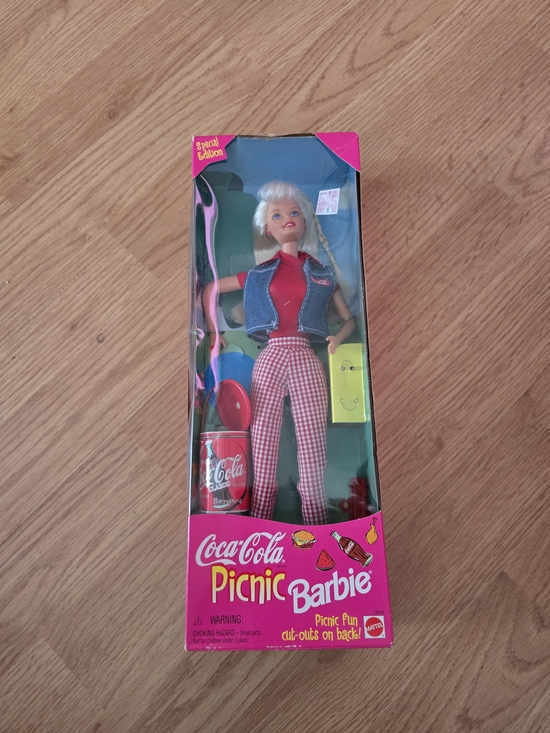 Barbie Other - 1997 Barbie Coca-Cola Picnic Barbie
